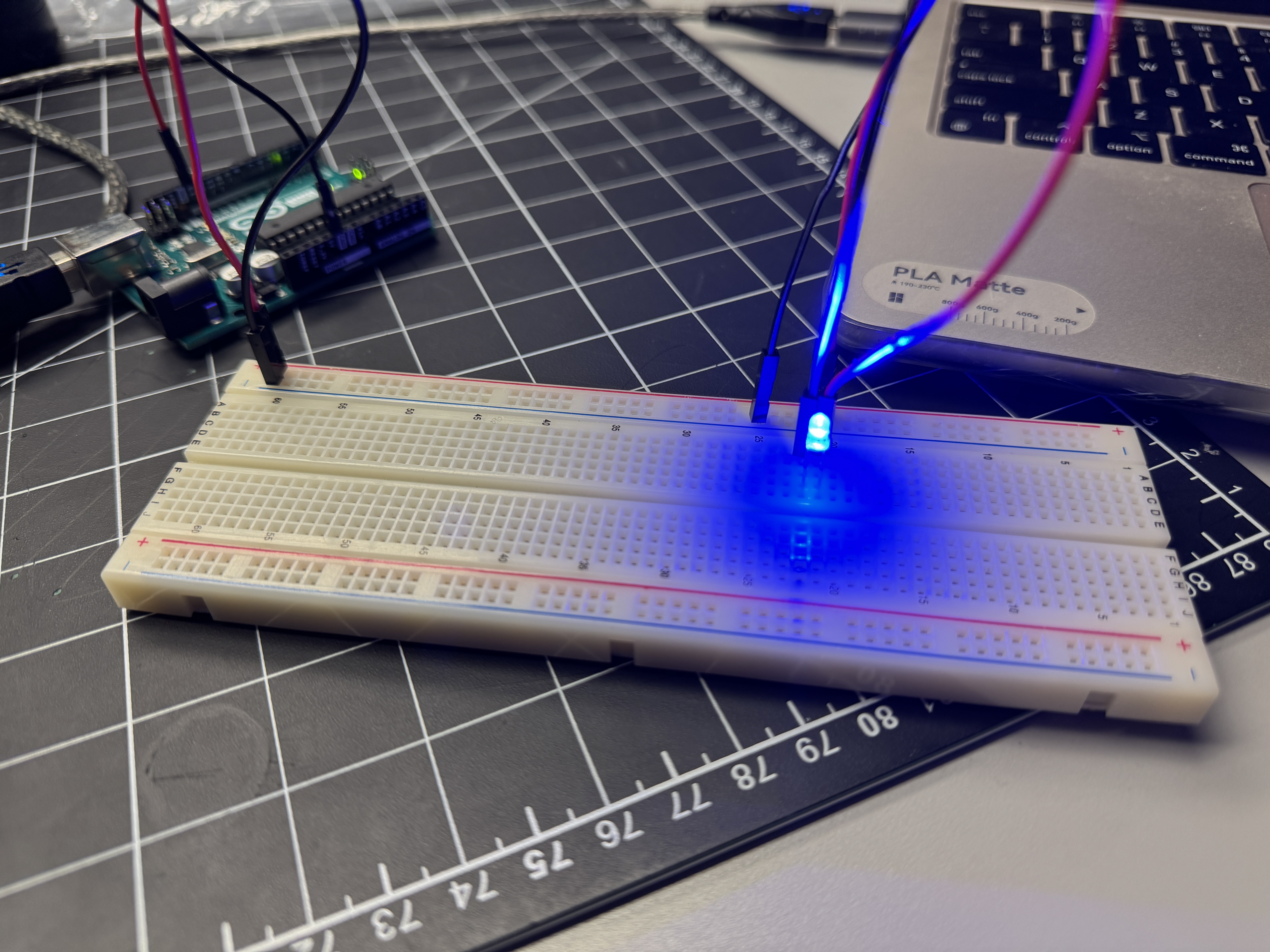 Afterwards, we were introduced to breadboards, different types of cables and how to connect an LED using a breadboard. <a href='https://www.youtube.com/watch?v=q7772IyA3hI' target='_blank'><p>Video Demo</p></a>